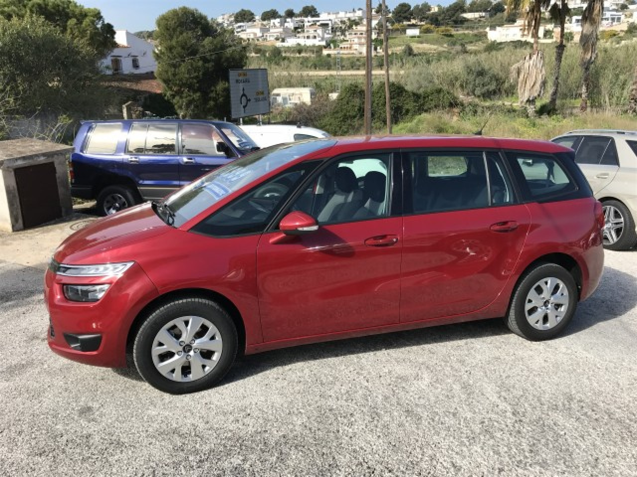 Citroen Grand C4 Picasso 1.6 E Hdi Automatic People carrier 2014 